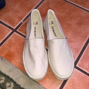 Primark beige shoes